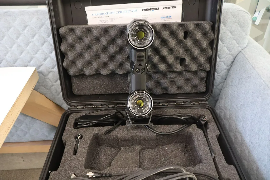 Handyscan Black+ Elite_5.webp